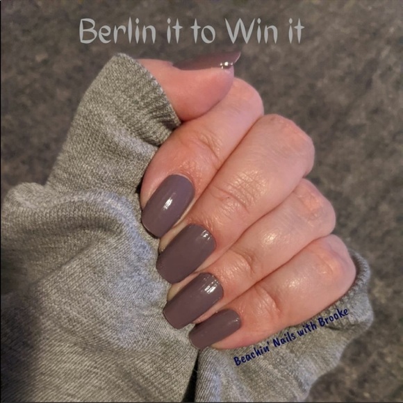 *Retired* Color Street: Berlin It to Win It | Gray Brown Neutral Classic Solid - Picture 3 of 9
